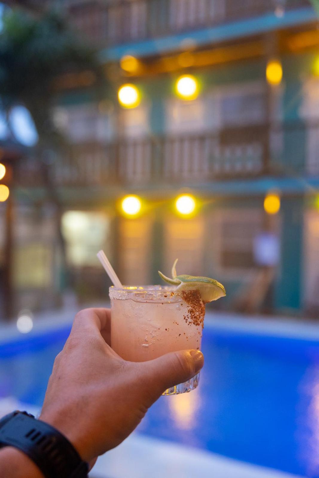 סן פדרו Ocean Tide Beach Resort מראה חיצוני תמונה