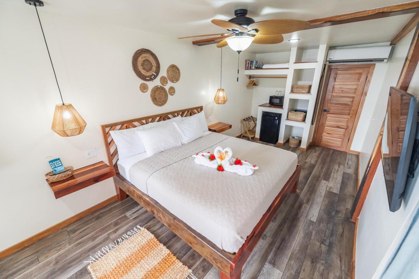 סן פדרו Ocean Tide Beach Resort מראה חיצוני תמונה